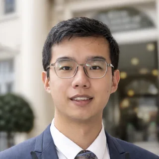 Zekun Guo